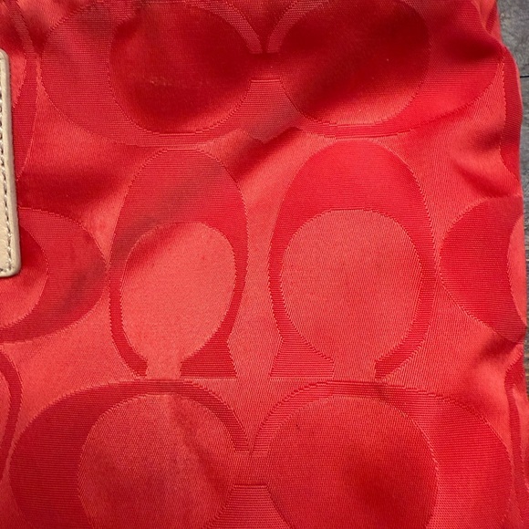 Coach Legacy Weekend Colorblock Signature Nylon Hippie Swing Bag Christmas Red - Picture 7 of 16